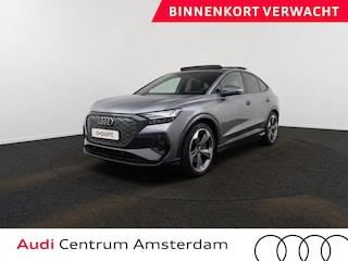 Audi Q4 40 S edition 77 kWh 204 pk | Navigatie | Warmtepomp | Panoramadak | Parkeersensoren | Achteruitrijcamera | Lederen bekleding | Lichtmetalen velgen 21" | SONOS soundsystem | S-Line |