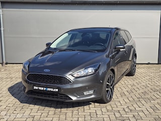 Ford Focus Wagon 1.0 EcoBoost Titanium Business