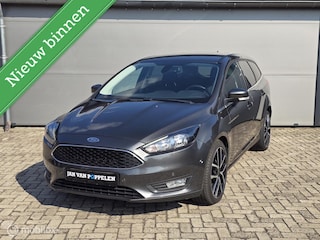 Ford Focus Wagon 1.0 EcoBoost Titanium Business