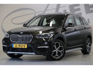 BMW X1 SDrive20i/ Panoramadak/ Trekhaak/