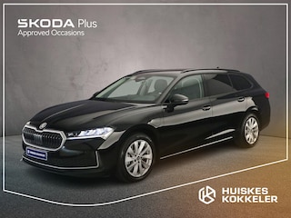 Skoda Superb Combi Edition 1.5 TSI PHEV 204pk DSG Automaat Trekhaak, Adaptive cruise control, Achteruitrijcamera, Navigatie, LED koplampen, App connect, Stoelverwarming