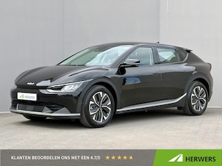 Kia EV6 Edition 77.4 kWh / SOH 100% / Fabrieksgarantie tot 07-2031 / 1.600 kg trekgewicht / Android Auto & Apple Carplay / Navigatie / Cruise Control Adaptief / Climate Control / DAB / Draadloze Telefoonlader / Camera / Parkeerassistent / 19" Lichtmetalen Wielen / Keyless entry & start /