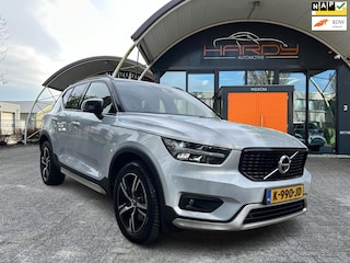 Volvo XC40 2.0 B4 R-Design Panorama Harman NL-Auto Rijklaarprijs!