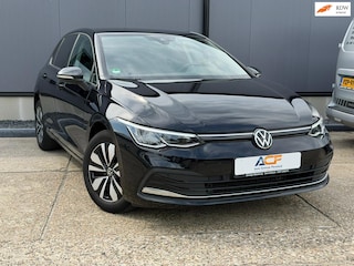 Volkswagen Golf 2.0 TDI 116 PK LIFE / NAVIGATIE / STOELVERW. / STUURVERW./ CARPLAY ENZ...