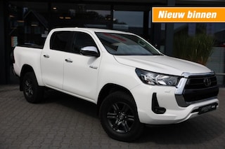 Toyota Hilux 2.4 D-4D DUBBEL CABIN PROFESSIONAL 2 ZITS 4WD VAN
