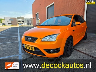 Ford Focus 2.5-20V ST