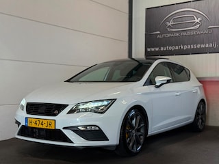 Seat Leon 1.5 TSI FR Business Intense Pano, ACC, Apple Carplay, LED, Sfeerverlichting, Virtual Cockpit, Stoelverwarming, Navigatie