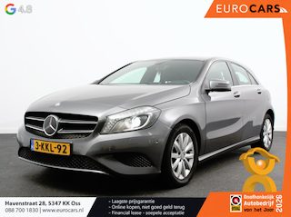 Mercedes-Benz A-klasse 180 Ambition Style Automaat Sfeerverlichting Navigatie Climate Control Parkeer Sensoren V+A Lichtmetalen Velgen Cruise Control Bluetooth