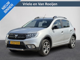 Dacia Sandero 1.0 TCe Bi-Fuel Stepway Serie Limitee 15th Anniv. Camera | Cruise | Clima | Navi | PDC | Bluetooth ( Vestiging - Nieuwegein )