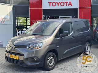 Toyota Proace City 1.5 D-4D Live NAVIGTATIE PARKEERSENSOREN 1E EIGENAAR NL-AUTO