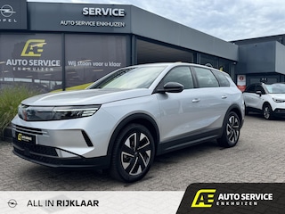 Opel Grandland 1.2 Turbo Hybrid GS Werkelijke nieuwe Grandland met fabrieksgarantie ! | Full LED | Keyless | Navigatie | Carplay draadloos | Verwarmde stoelen en stuurwiel | Draadloos telefoon laden | Camera's | Dikke LMV met all season | 1e eigenaar
