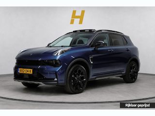 Lynk & Co 01 1.5 | Zwart optiek | Panoramadak | Camera | Navigatie | Memory | Lm velgen