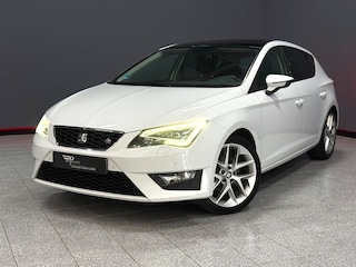Seat Leon 1.4 TSI FR Dynamic Panoramadak Trekhaak 360 camera