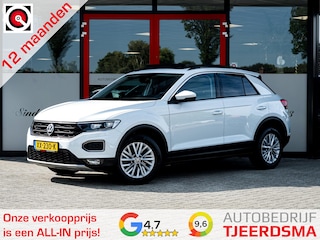 Volkswagen T-Roc 1.5 TSI Style | Trekhaak | Panoramadak | Adaptieve Cruise Control | Schuif/Kanteldak | DAB | Apple Carplay | Android Auto | Stoelverwarming | Parkeersensoren Voor & Achter |