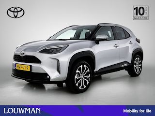 Toyota Yaris Cross 1.5 Hybrid 115 Dynamic Comfort Pack | BTW voertuig | Dealer onderhouden | Stoel+Stuurverwarming  | Dodehoek detectie | Parkeersensoren voor+achter | Climate Control | Cruise Control Adaptive | Navigatie | Apple CarPlay/Android