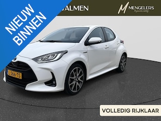 Toyota Yaris 1.5 Hybrid Dynamic | Rijklaar | All Season Banden | Adaptieve Cruise Control | Navigatie |