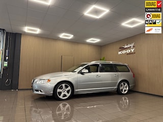 Volvo V70 2.0T R-Edition * Trekhaak / Leder / Navigatie / Cruise control / LM Velgen *