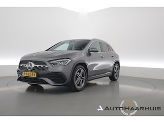 Mercedes-Benz GLA 200 AMG Line | Rijklaar! | Cruise Contr. | Camera | Trekhaak | Navi | Lane Assist | LED | Keyless | 19''