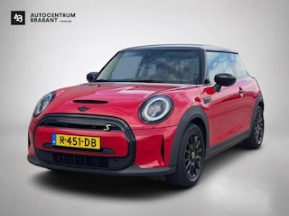 Mini Cabrio Yours 33 kWh (NL-auto, 1e Eig, BTW, Camera, Carplay, Climate Con, Navi, Parkeersensor, Etc)