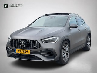 Mercedes-Benz GLA AMG 35 4MATIC (1e Eig, Dealer OndH, Panorama, SfeerV, Burmester, Head-up, Etc)