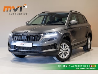 Skoda Karoq 1.5 TSI ACT Business Edition / 150pk / Achteruitrij camera / Adaptieve cruise control / Automatische klimaatregeling /