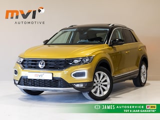 Volkswagen T-Roc 1.5 TSI Sport / 150pk / Panorama dak / Trekhaak / Achteruitrij camera /