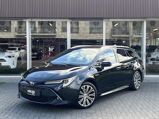Toyota Corolla Touring Sports 2.0 Hybrid Dynamic Plus | Dodehoekherkenning, Parkeersensoren, Stoel + Stuurverwarming, Keyless, 17 inch