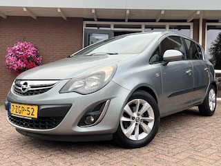 Opel Corsa 1.4-16V Design Edition