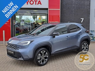 Toyota Yaris Cross 1.5 Hybrid 130 First Edition NIEUW IN SHOWROOM 2026 MODEL COMFORT PACK