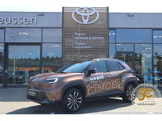 Toyota Yaris Cross HYBRID 130 EXECUTIVE NIEUW MODEL 2026! DIRECT LEVERBAAR!! STOEL/STUURVER MATRIX-LED JBL EL-ACHTERKLEP 18'' LM-VELGEN KEYLESS BLIND SPOT APPLE/ANDROID