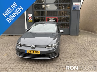 Volkswagen Golf 1.0 TSI Life / Airco clima/ Navigatie/ Cruise/ Apple carplay/ PDC/ LED/ LMV/ Digitaal display