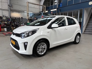 Kia Picanto 1.0 DPi 67pk 4-zits DynamicLine | Apple carplay / Android auto | Camera | Cruise control | All season banden | NAP | Rijklaar prijs!