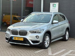BMW X1 SDrive18i High Executive/2de EG/NAVI/CAMERA/TREKHAAK/NL AUTO NAP!!