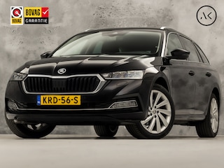 Skoda Octavia Combi 1.4 TSI iV PHEV Sport 218Pk Automaat (VIRTUAL COCKPIT, APPLE CARPLAY, GROOT NAVI, CAMERA, STOELVERWARMING, SPORTSTOELEN, GETINT GLAS, CRUISE, NIEUWE APK, NIEUWSTAAT)