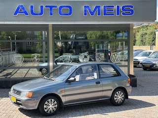 Toyota Starlet 1.3i Automaat Trekhaak Panorama NAP-Autopas Nieuw APK
