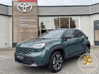Toyota Yaris Cross HYBRID 130 FIRST EDITION NIEUW MODEL 2026! DIRECT LEVERBAAR!! STOEL/STUURVER LED 17'' LM-VELGEN KEYLESS BLIND SPOT APPLE/ANDROID
