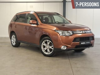 Mitsubishi Outlander 2.0 Intense+ 7p ( Org NL/Trekhaak/NAP )