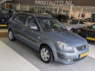 Kia Rio 1.4 LXE Automaat Airco, Stuurbekrachtiging