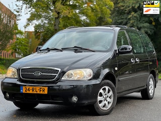 Kia Carnival 2.5 V6 EX