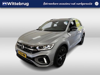 Volkswagen T-Roc 1.0 TSI 110pk R-Line Business Black Style / Navigatie / LM 18 inch / LED / Camera / Park Assist / Digital cockpit
