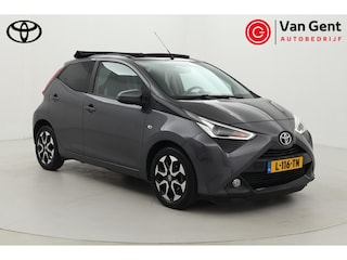 Toyota Aygo 1.0 VVT-i x-joy cabrio | Elektrisch vouwdak | Apple Carplay / Android Auto | Cruise Control | Clima | Camera | 15 inch | DAB | Bluetooth | Privacy glas