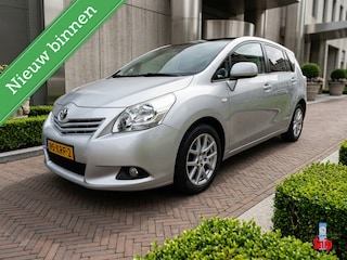 Toyota Verso-S 1.3 VVT-i Dynamic 7 Persoons