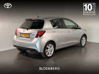 Toyota Yaris 1.5 Hybrid Dynamic | All-Season banden | Privacy Glass | Camera |