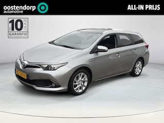 Toyota Auris Touring Sports 1.8 Hybrid Lease