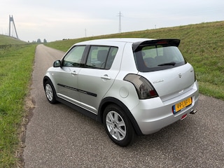 Suzuki Swift 1.3 Cool
