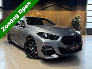 BMW 2-serie M-PERFORMANCE | 220i M-PERFORMANCE | PANO | ALLES VAN ORIGINEEL BMW PERFORMANCE | UITLAAD SPECIAAL VAN BMW PERFORMANCE | WINGS ORIGINEEL VAN BMW |