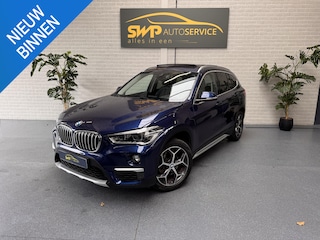 BMW X1 sDrive18i Executive | X-line | Pano | Navi | Camera | Keyless | Elektr achterklep | Stoelverwarming | Elektr stoelen