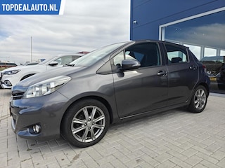 Toyota Yaris 1.3 VVT-i Dynamic Automaat/trekhk/Cruise/1e eig