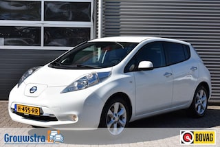 Nissan Leaf ACENTA 30 KWH / â¬249,- P/M LEASE / CARPLAY / CAMERA / STUUR/STOELVERW.