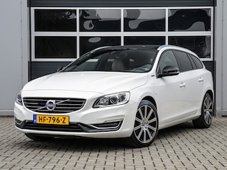 Volvo V60 2.4 D5 Twin Engine Special Edition | Leder | Xenon | Camera | Stoelverwarming | Elektr. stoel | Trekhaak